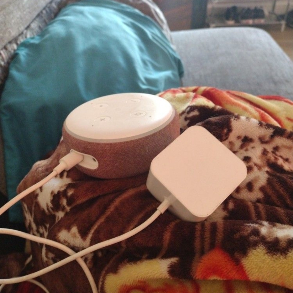 Amazon echo dot - Picture 1 of 1